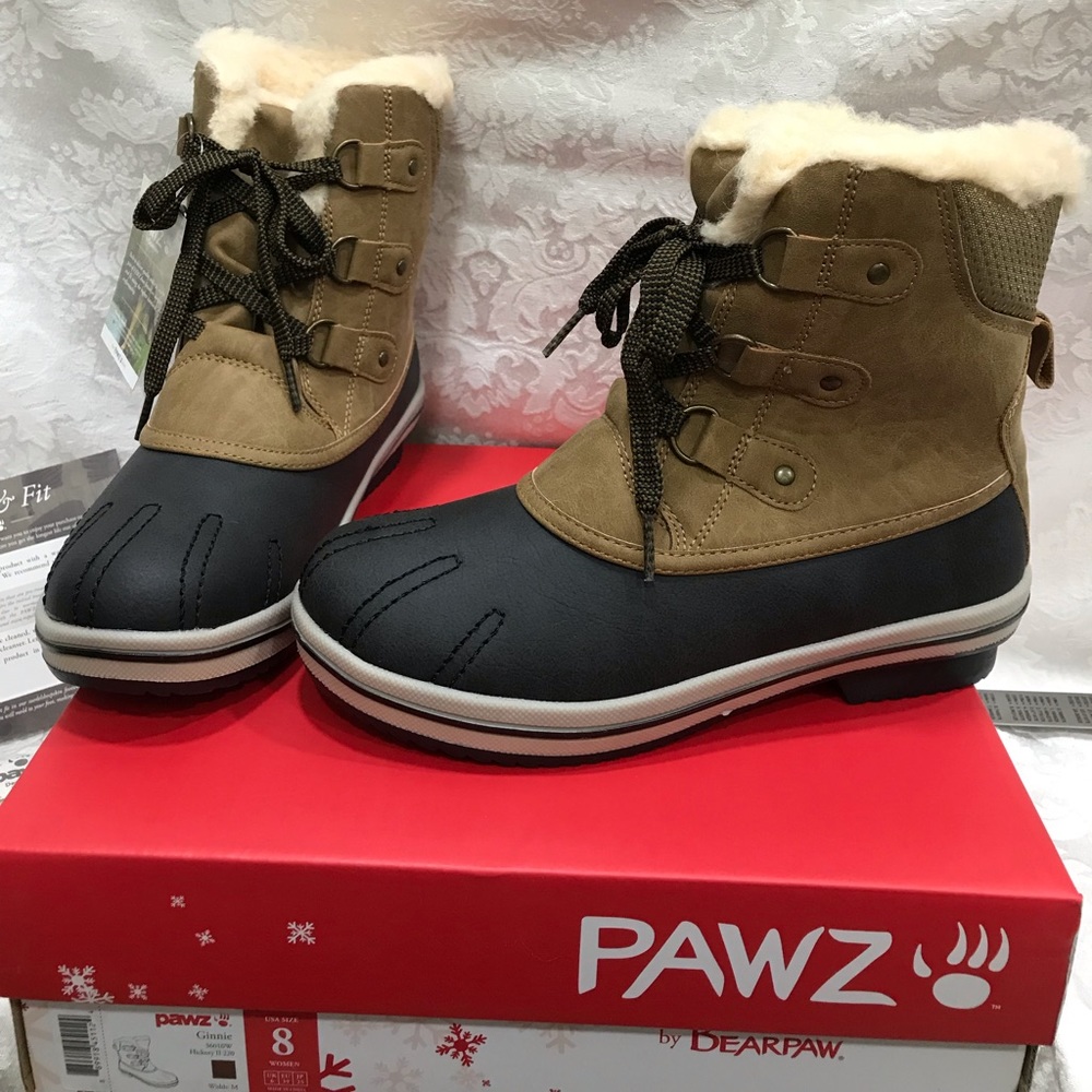 BEARPAW Women’s Boots; SIZE 8